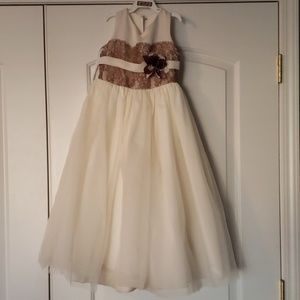 Girls flower girl dress